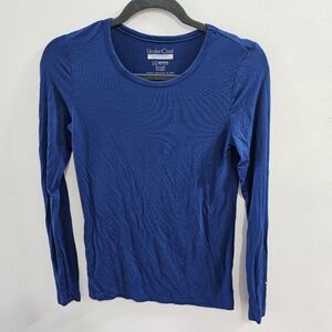 Under cool layer Healthcare professionals warm cool moisture wicking nurse blue